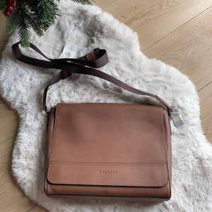 COACH HOUSTON MESSENGER BAG